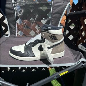 Brand new mochas 10.5